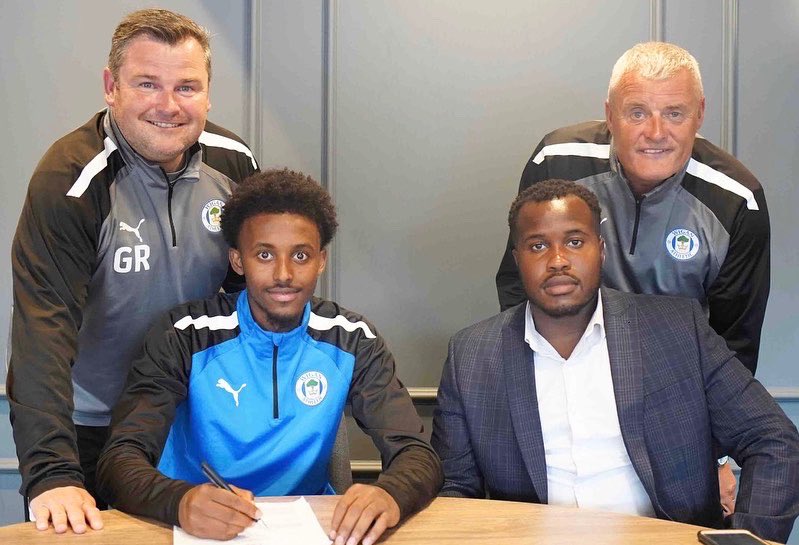 Abdisharif01's tweet photo. I’m happy to announce that I’ve signed a contract with @LaticsOfficial.New challenge and excited for what’s to come with this great club. Let’s go !🔵⚪️ https://t.co/r5EexUpgyl