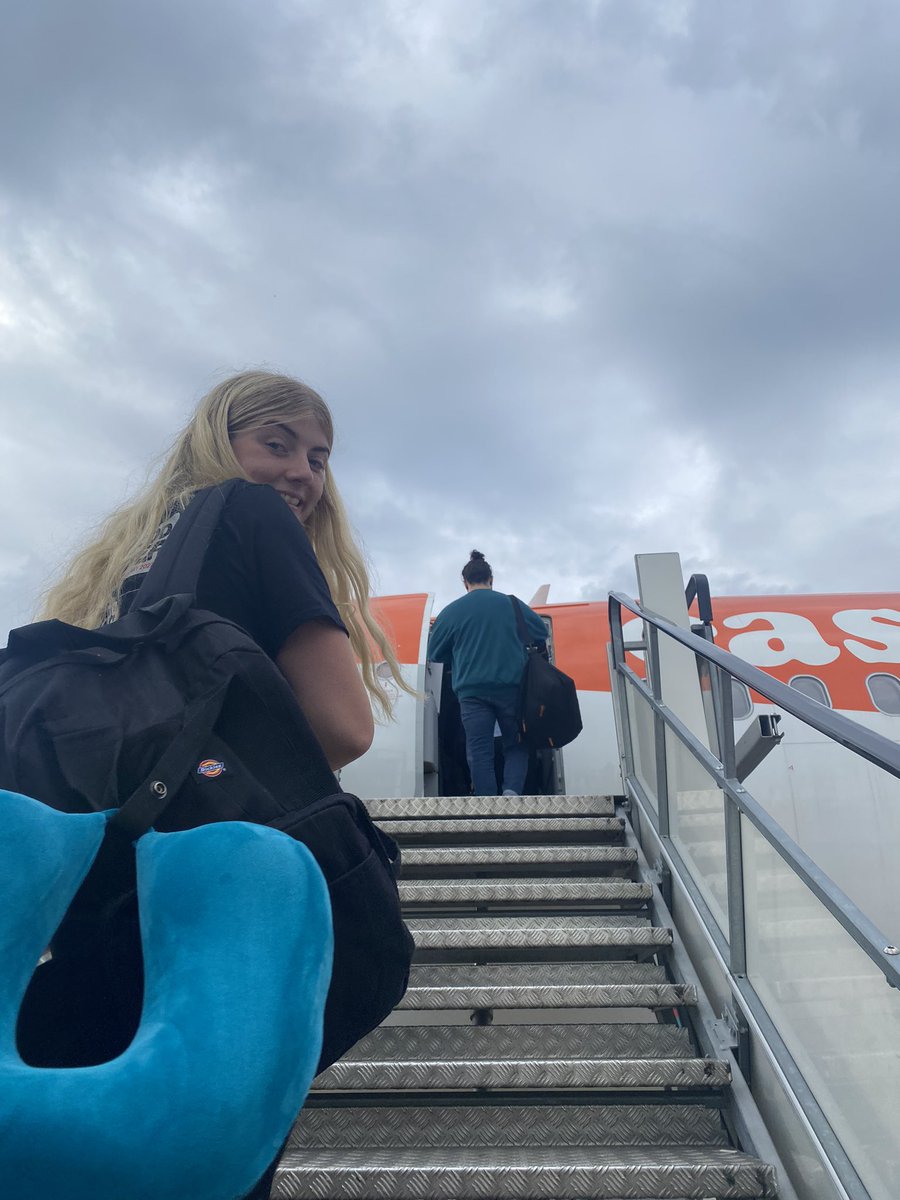 Victoria Lynn tweet media