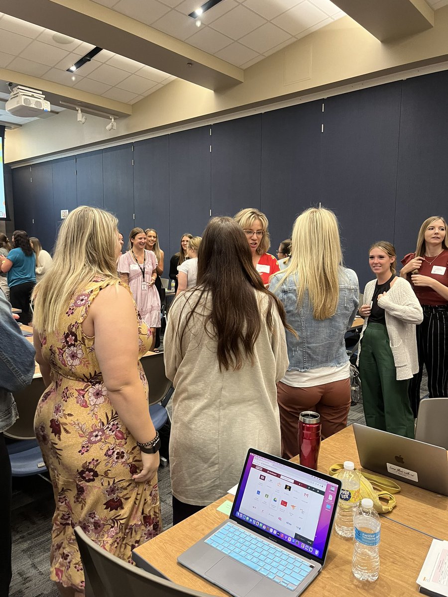 Helen Lykke-Wisler tweet media