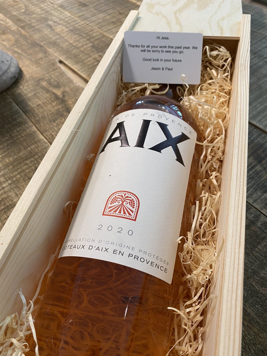 Lulaflula99's tweet photo. Today marks my last day at @SparklingDirect 😢 

Thank you so much for the much loved leaving gift!! You know me so well! 😂😍

I’ve loved being your social media manager and content creator and have learnt so much about alcohol! 😂💖 

Now onto new things…! ✨ https://t.co/lCVelLHLkF