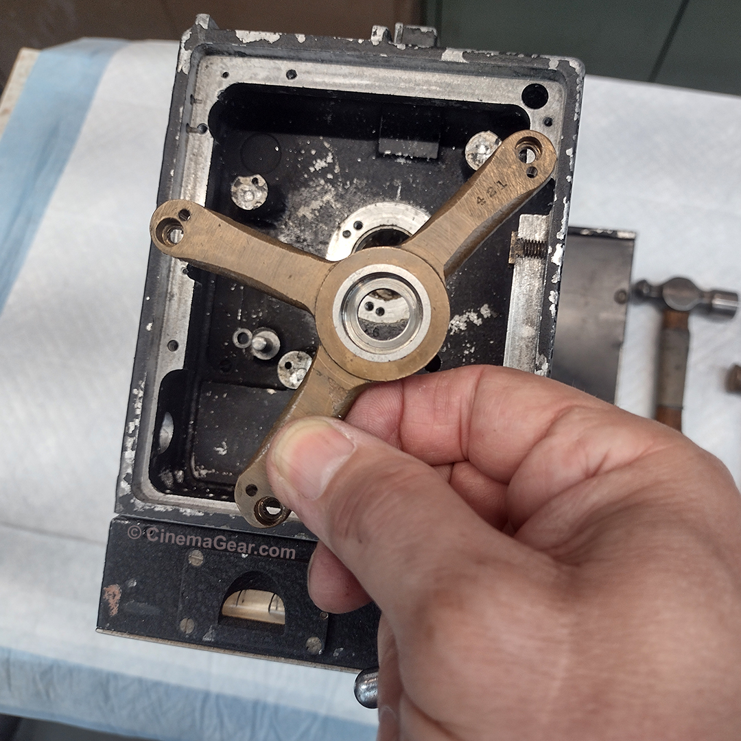 cineeng's tweet photo. Why is it that the jobs that are supposed to be the simplest always turn out to be the most complicated? : https://t.co/6UGdXuJBBu #cinemagear #35mm #camera #mitchellcamera #mitchellstandard #restoration https://t.co/2ldnizqZZu