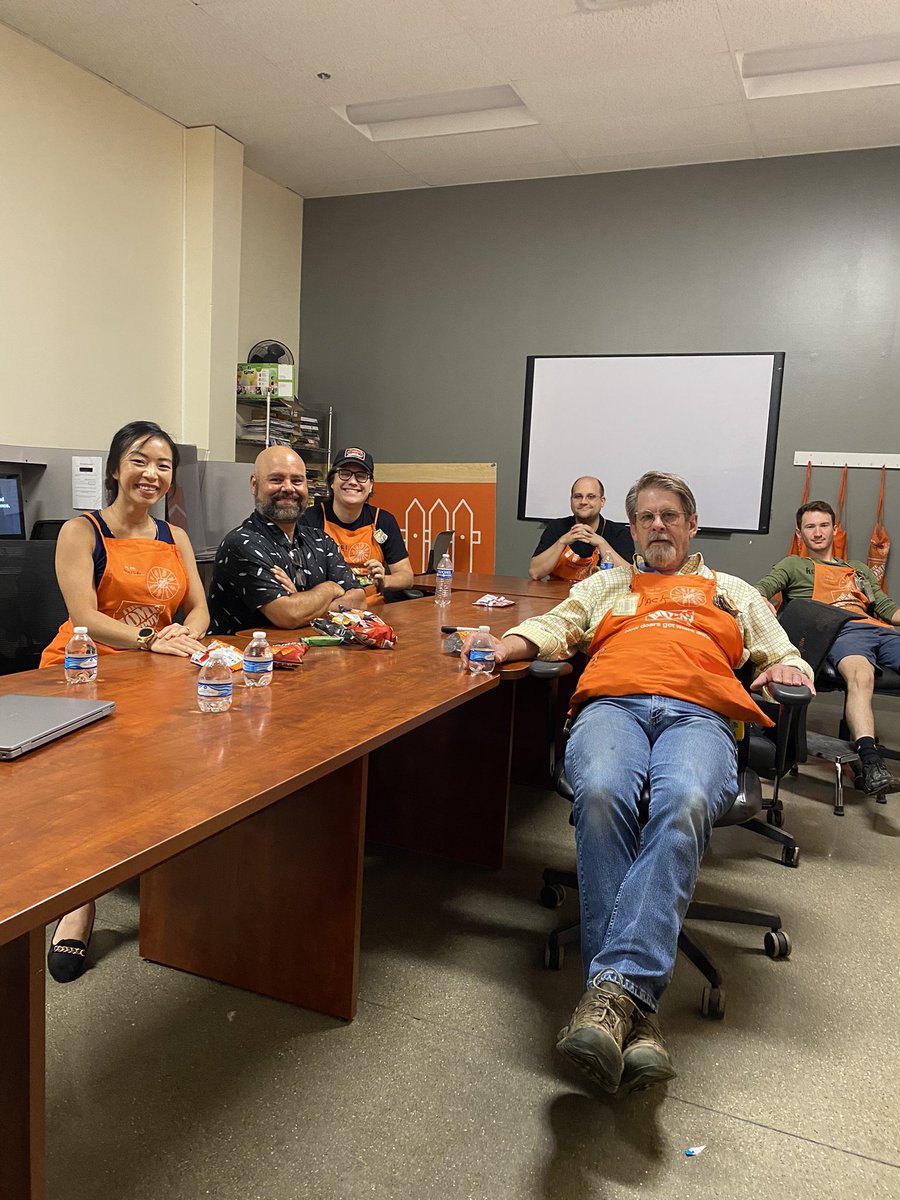 Nellie and Tony talking windows <a href="/2315/">Blue Marks</a>. <a href="/Jason02Thomas/">Jason Thomas</a> <a href="/LorieCorke/">Lorie Bowen</a>