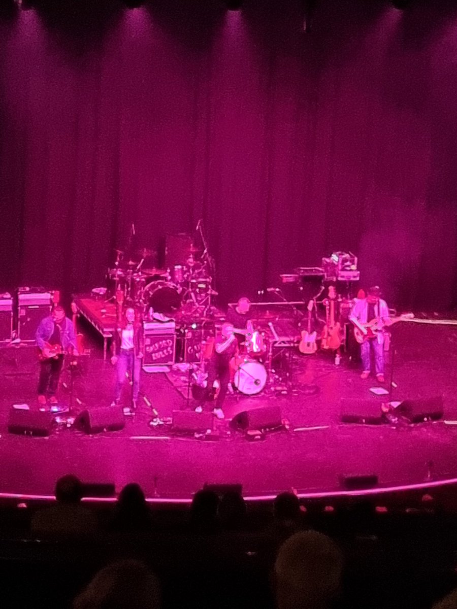 Britpop_Fogman's tweet photo. We're here, enjoying Selford Jets before @peterhook 
#PeterHookAndTheLight #02apollo #Manchester https://t.co/aUs9zjyad3