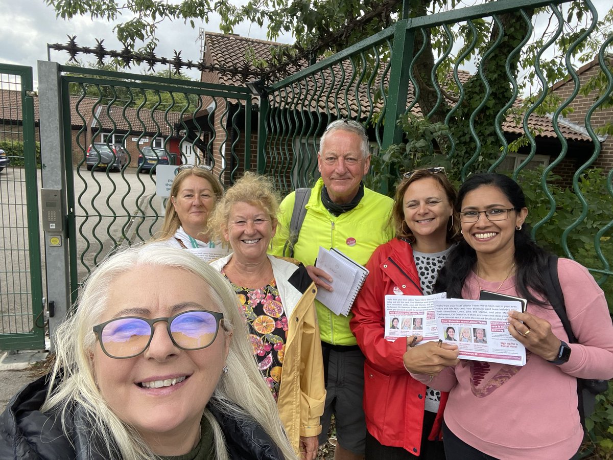 Great to be out speaking to residents of the Dales in Cowgate today - thanks for the support ❤️ #labourdoorstep