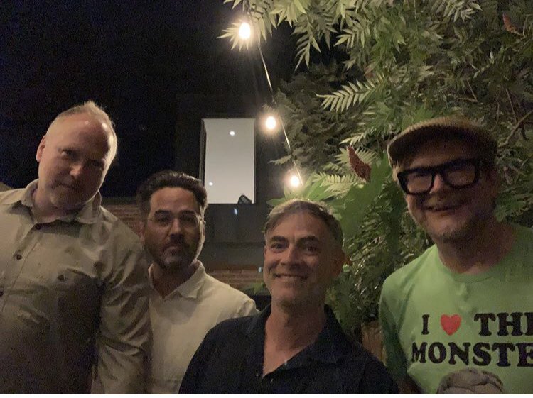 GUYS SERIOUSLY WHAT THE FUCK IS HAPPENING???? BECAUSE SOMETHING DEFINITELY IS PQKAOQKWJIWJWB