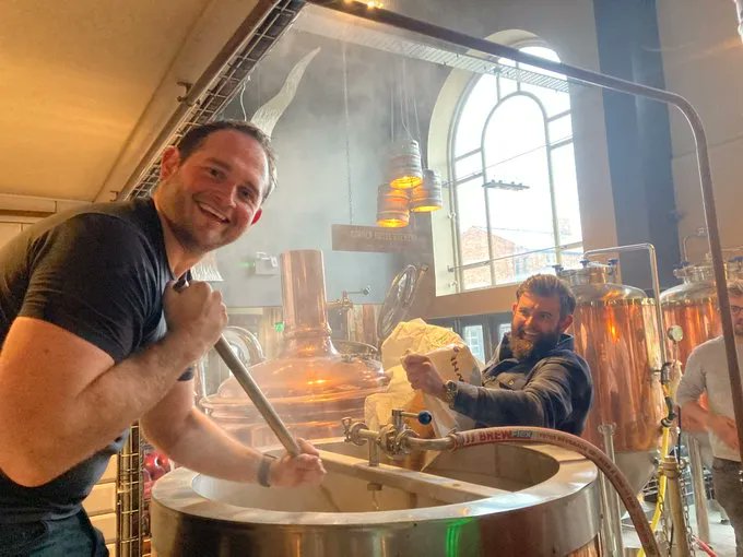 Get that friday feeling !
its brewday and were so excited! Bet your sad you missed out? Well don't worry because we do our experience days every friday and saturday just check out our website or give a call or even better come into the pub and talk to some friendly faces 😁