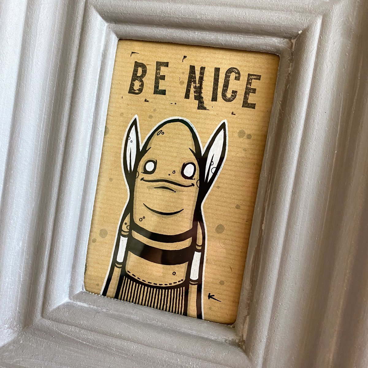 Korporate's tweet photo. BE NICE!
New work/worm. Available framed (artwork 8cm x 13cm, frame 24cm x 30cm). #posca #poscaart #korp #korporate #korpworm #benice https://t.co/dBybyZ3loe