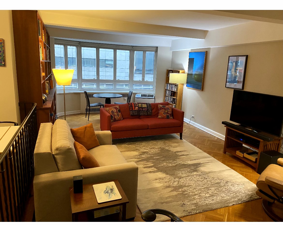 CleaningGloria's tweet photo. Do you have a clean home ready to welcome the weekend? Or are you planning to spend the entire weekend cleaning? 🤦🏻♀️🦠
Allow us to assist you by bringing Gloria’s Special Touch to your house/office.
#weekendcleaning #officecleaning #janitorial #condocleaning #FridayVibes https://t.co/WmxHVncHyo