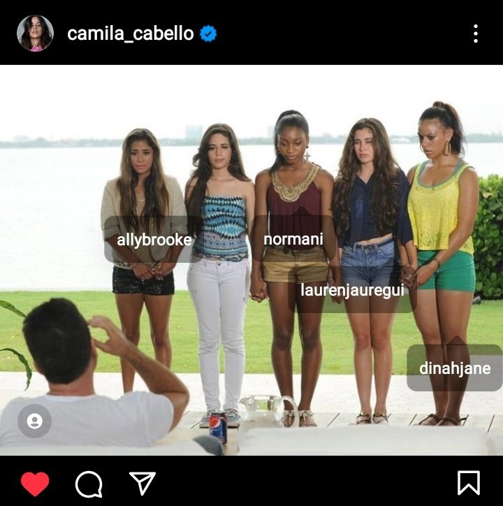 chatapacarayy's tweet photo. NAO GENTE A CAMILA MARCOU TODAS AS MENINAS NA FOTO E A LAUREN E A NORMANI CURTIRAM EU TO PASSANDP MAL
#FifthHarmony
#10YearsofFifthHarmony
#CamilaCabello https://t.co/Sdinra6c72