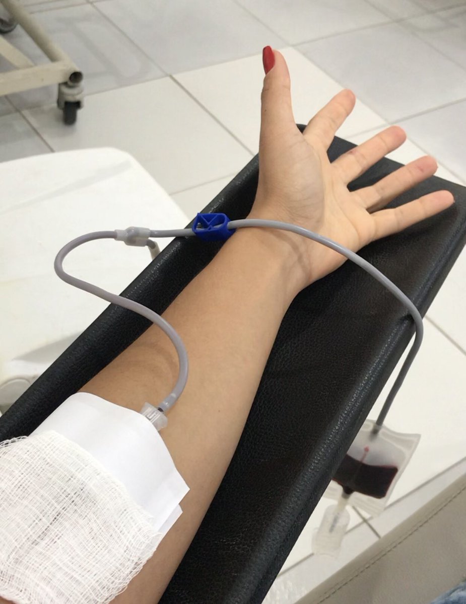 Graanola's tweet photo. Doar sangue pra mim é hábito.Faz tão bem pra mim quanto pra quem recebe. 🩸#doesangue #doevida #soudoadora https://t.co/kEY1OvOo8X