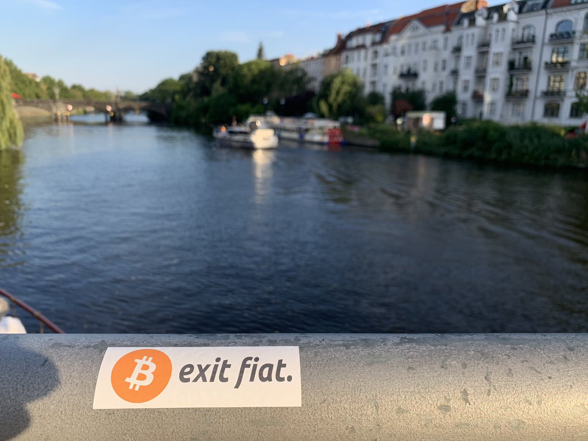 copiaro's tweet image. #Bitcoin #Spreebogen
