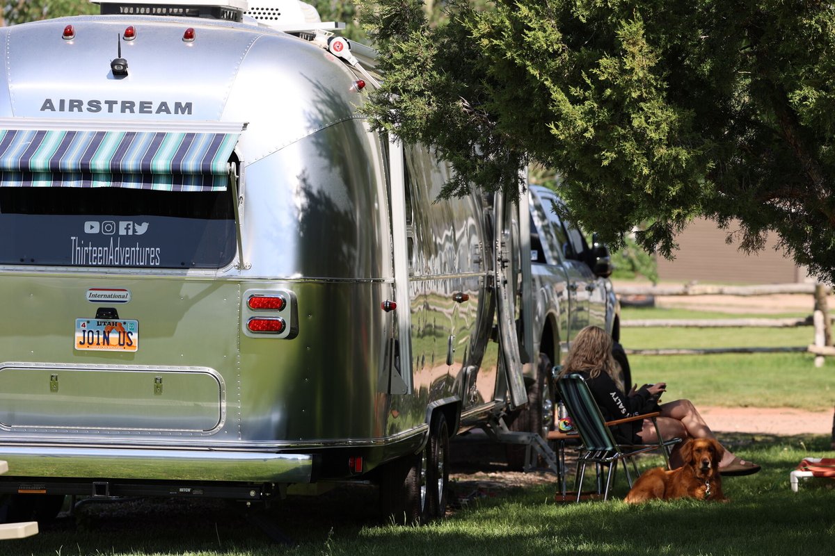 dexter_together's tweet photo. It’s time to relax and take a break from worry! Trust that Dexter has your back to keep you on the road. ⛺
Image courtesy of @thirteenadventures
#offgrid #offgridliving #boondockinglife #boondocking #freecamping #campinglife #tinyliving #homeiswhereyouparkit #campingvibes https://t.co/xeTVeqiU1i