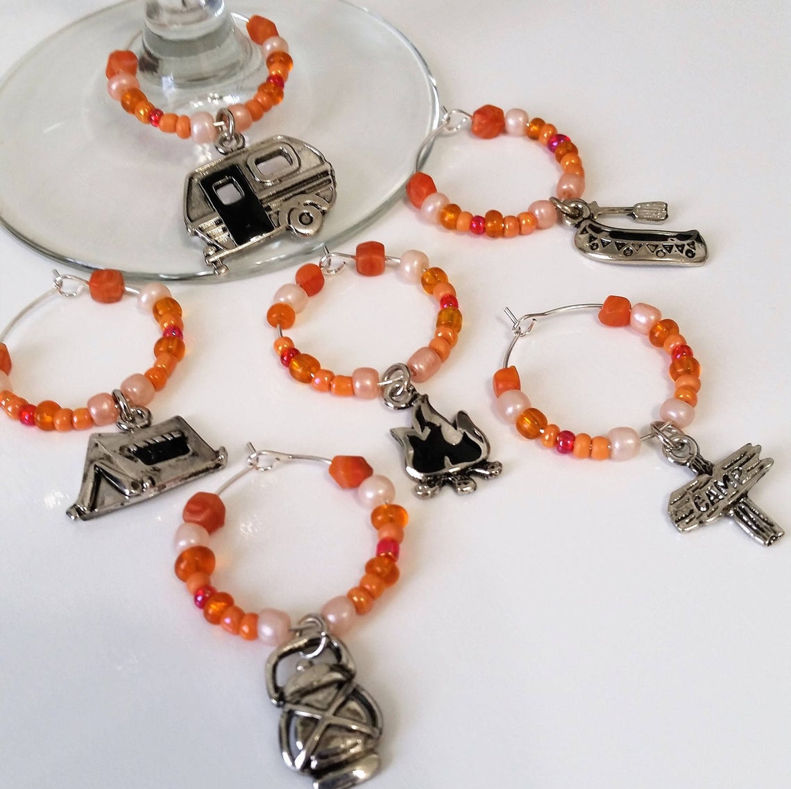 annimae9's tweet photo. Camping Wine Charms Set of 6 - Camping in Style - Glamping Party - Camper Gift - Wine Lover Gift #easylifeinspirations #campingwinecharms #campinginstyle #glampingparty #wineloversgift #campergiftonetsy #shopsmall https://t.co/BoiYwmjiTj https://t.co/k28LAO9jnZ