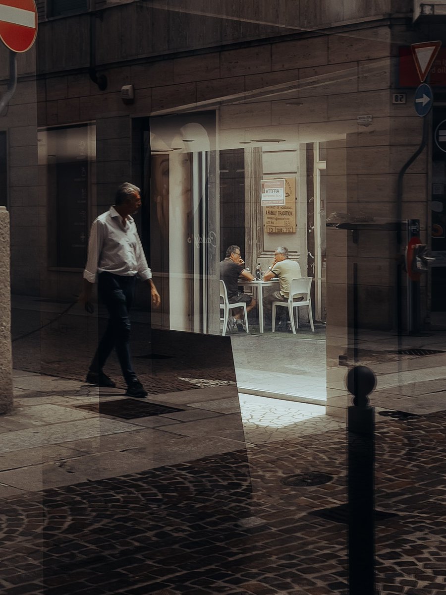 169lollo's tweet photo. Unclear vision // from a casual stroll https://t.co/DAgtotvP2q