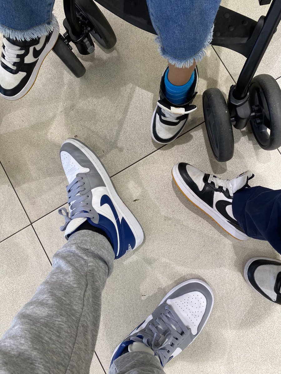 _vstr9's tweet image. Randoms #4