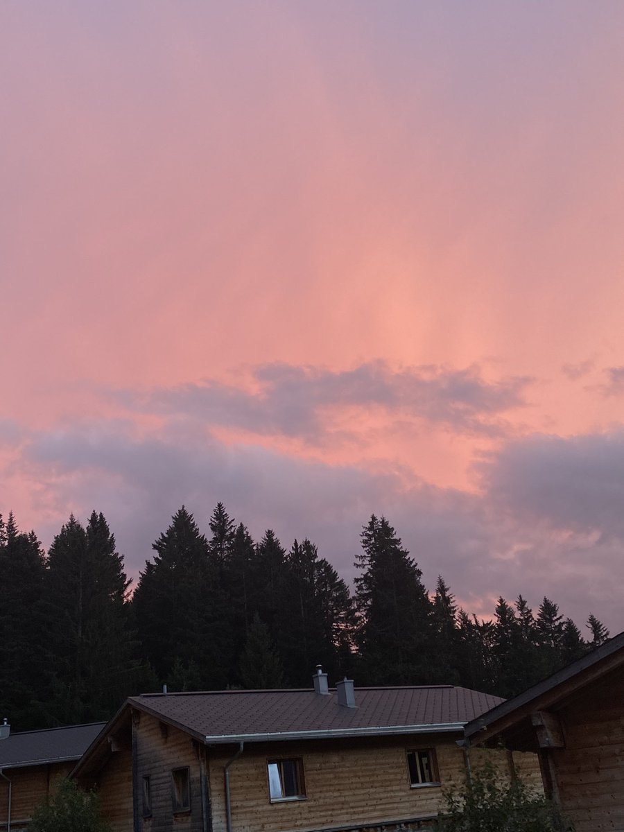 _vstr9's tweet image. Randoms #4