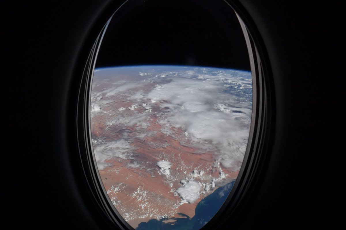 A dragon's eye view of the Earth!