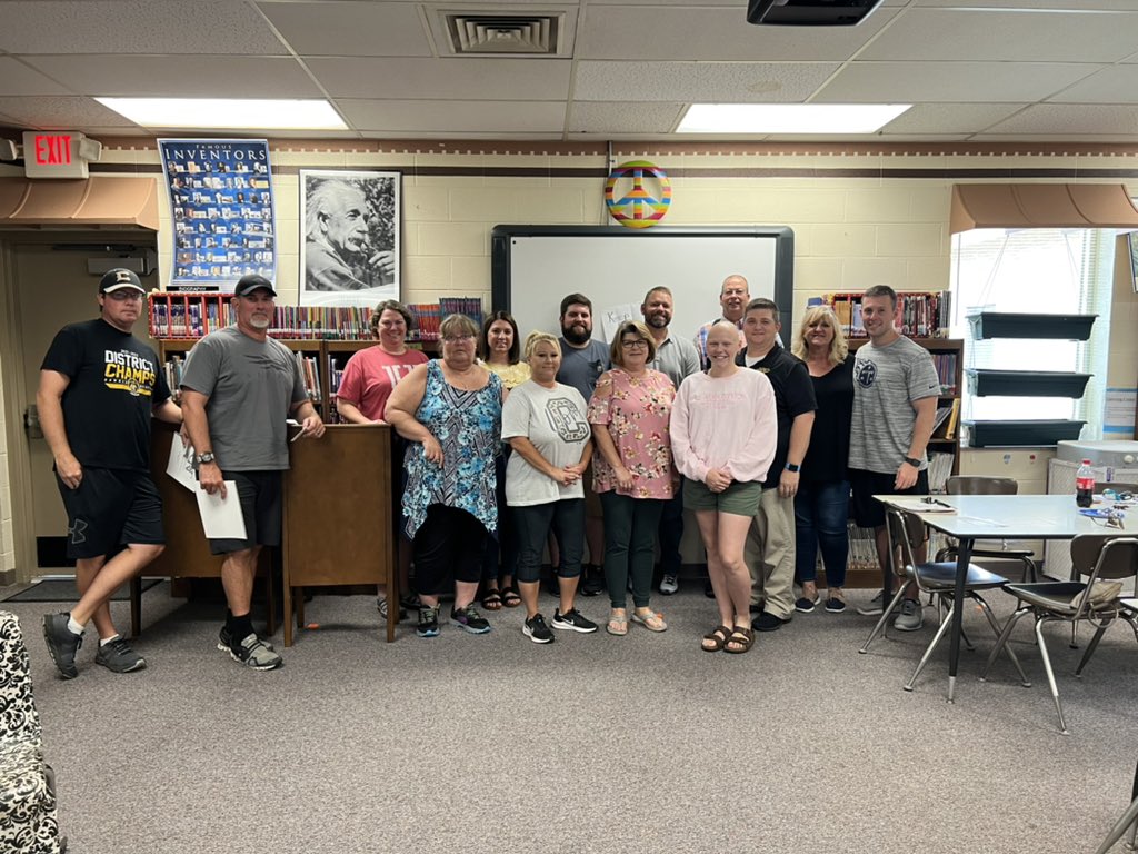 _CRT_1's tweet photo. Thanks to Benton County Schools for partnering with us as their de-escalation and restraint training provider. This group has a “de-escalation mindset” and works hard to protect students and staff. https://t.co/caMCDrzkti