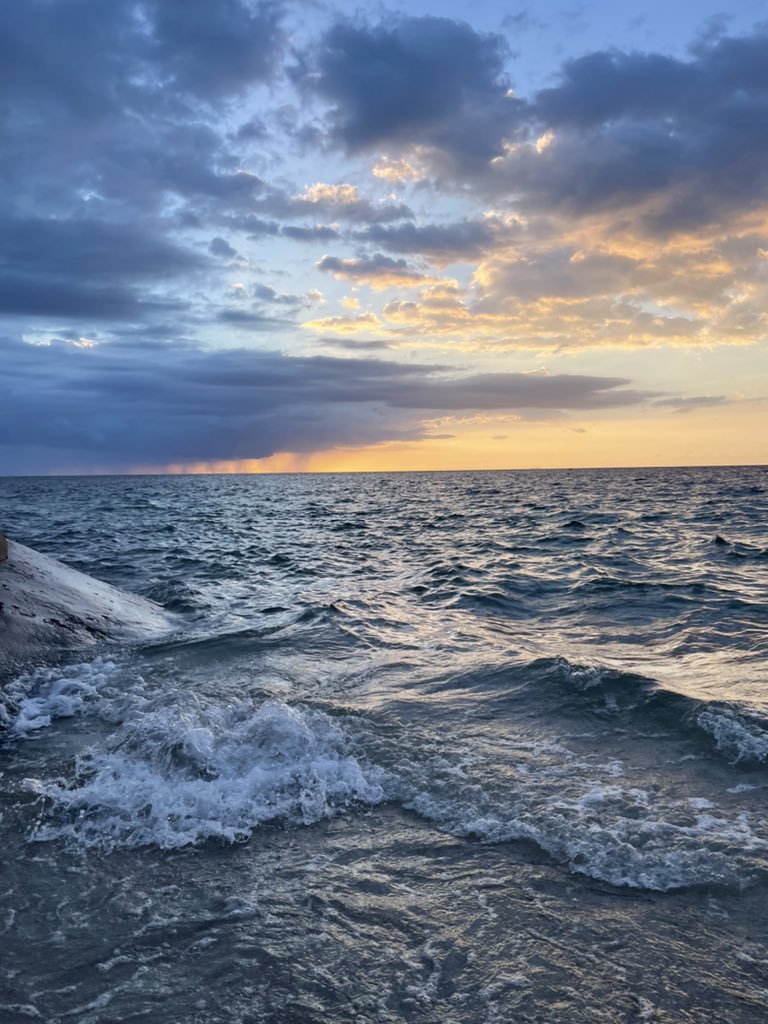 MTCFuster's tweet image. El atardecer en Cabo Rojo, Puerto Rico, y la belleza de mi isla. 🇵🇷🌅

#puertorico #caborojo @adamonzon