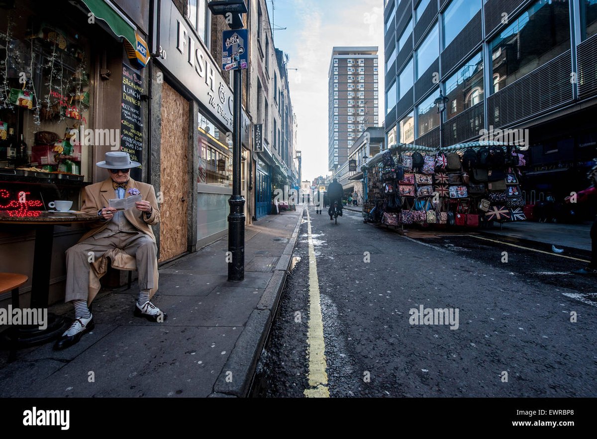 SohoGeorge's tweet photo. Soho 2010 @BerW1ckStMarket
Outside what today is @myplacesoho & before the street was paved over
@TheMuseumOfSoho
@sohosocietyw1 https://t.co/vCV7JoEJuM