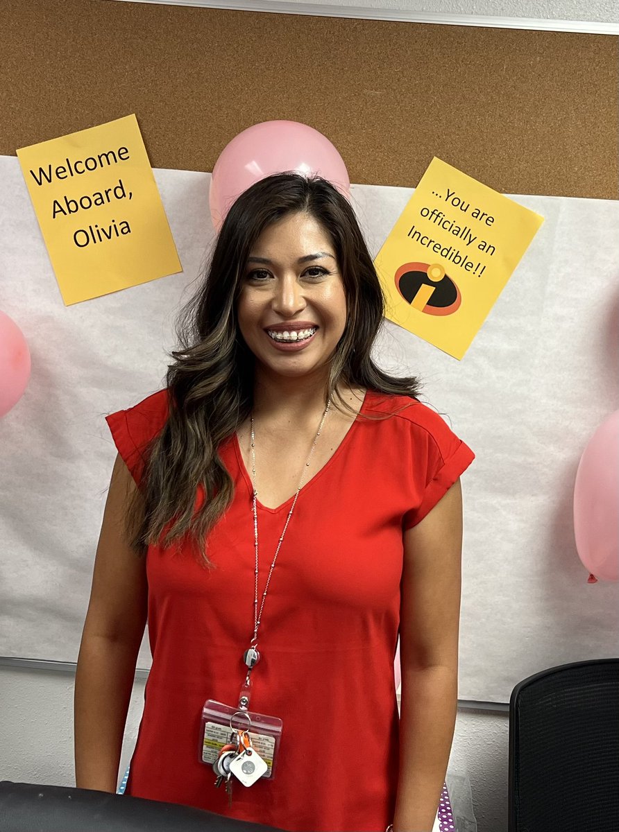 CounselRAMS_MHS's tweet photo. Welcome Mrs. Wright 💚💙 to our Incredible Counseling Team @MontwoodHS #teamsisd #excellence https://t.co/FFntvKqGbn
