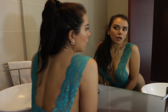 Me qued&eacute; muy caliente despu&eacute;s de la escena que hice con Gaby, lo bueno que encontr&eacute; una verga rica en<a href="/tag/onlyfansmexico"class="tags"><span>#onlyfansmexico</span></a>