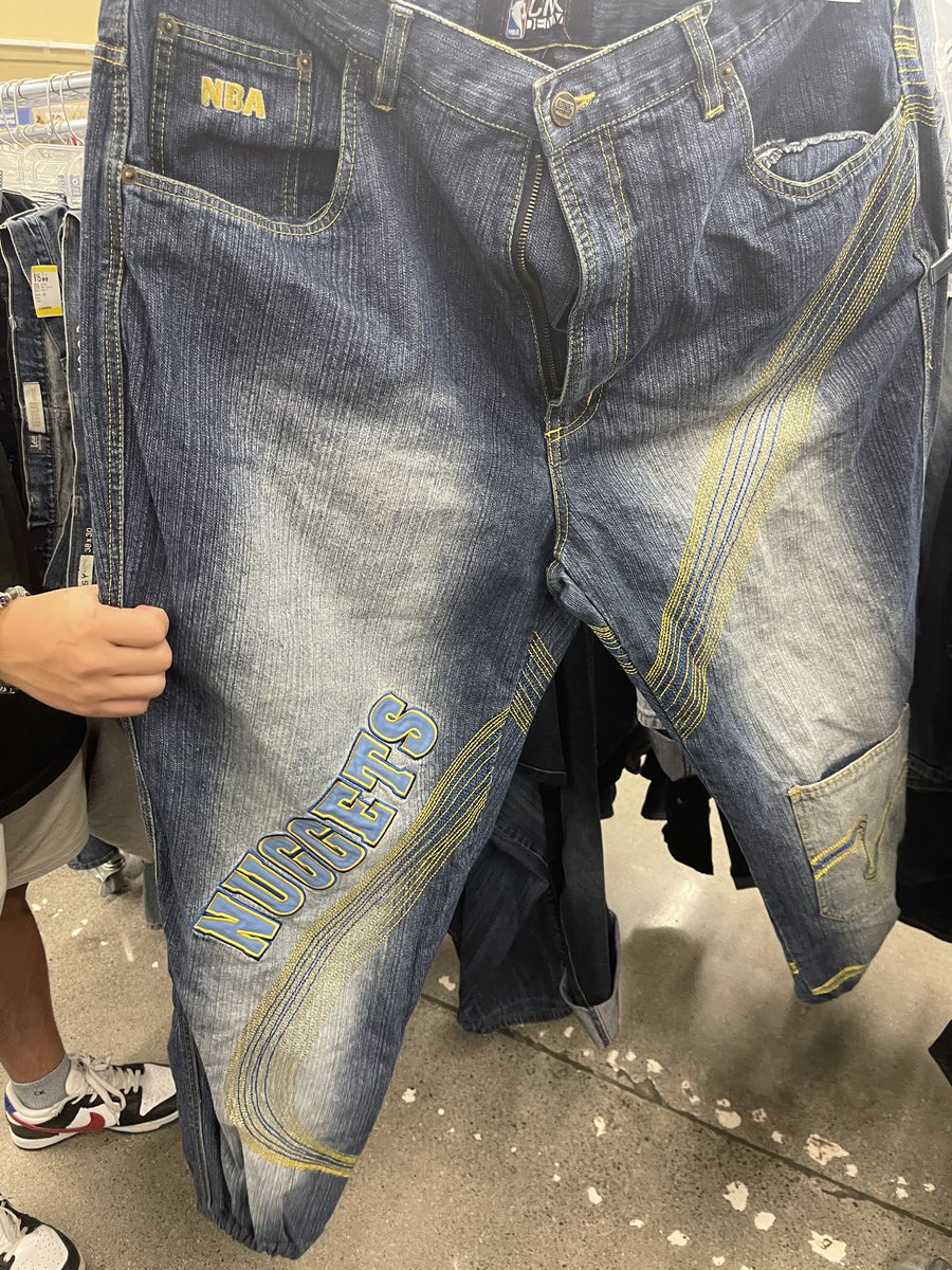 danialalgaib's tweet image. DENVER NUGGETS JEANS AT THE THRIFT