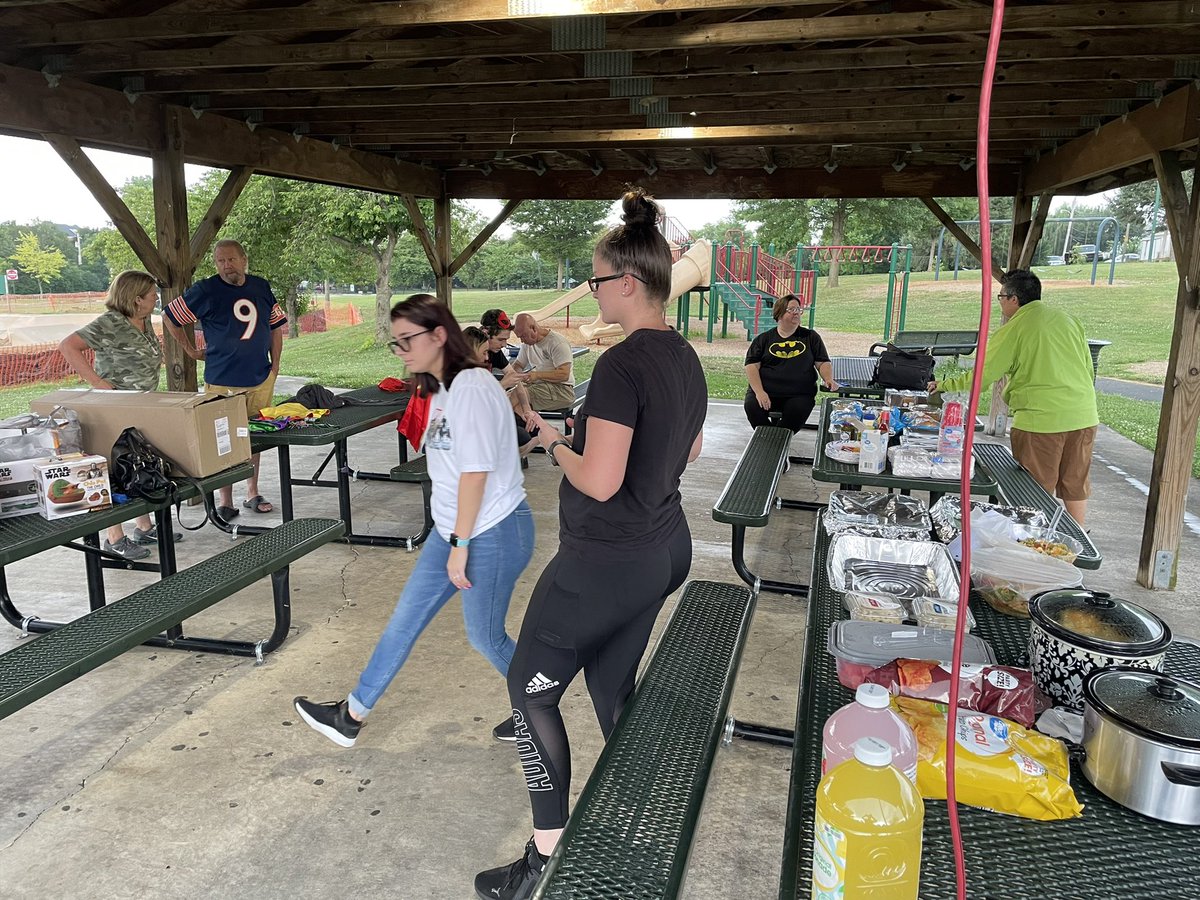 Great Job Whitney with our MST Appreciation Picnic today!!! Thank You Rachel, and Amanda for your continued sponsorship, and support. I appreciate you all- Thank You!!! <a href="/DustinCornell5/">Dustin Cornell</a> <a href="/BlueBoxR1/">@BlueBoxR1</a> <a href="/BenitoKomadina/">Benito.Komadina@Lowes</a>