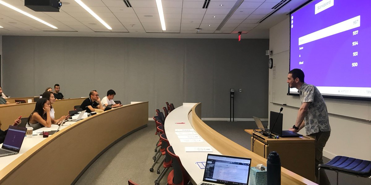 GeorgetownELC's tweet photo. Last week, ELC welcomed students for our three week American Conversational English session! In this program students  travel around DC and improve their speaking skills! After orientation where we learned about Georgetown, we enjoyed a pizza party lunch!

#GeorgetownELC https://t.co/wsoE7GcEJA