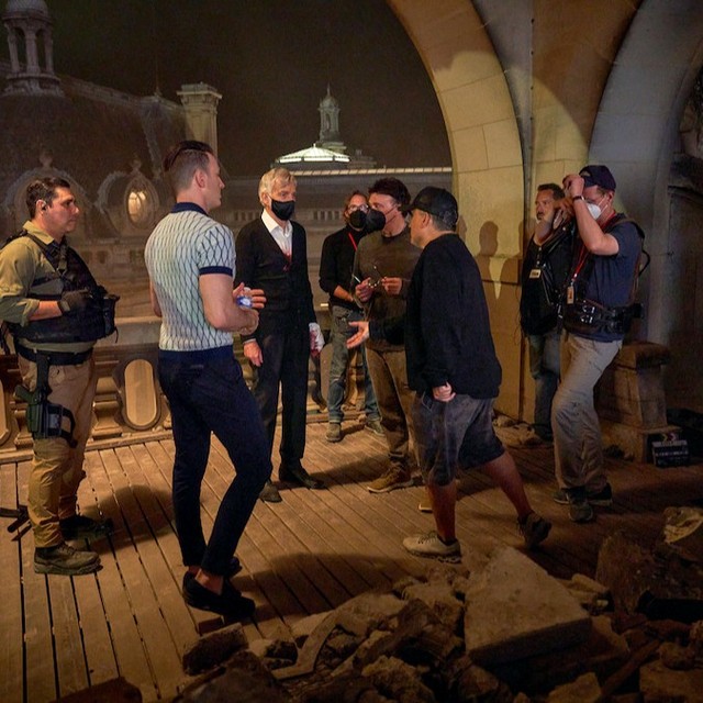 evansmrvl's tweet photo. behind the scenes of the gray man
#TheGrayMan 
#Lloydhansen 
#ChrisEvans https://t.co/fJd9k3Vqtp