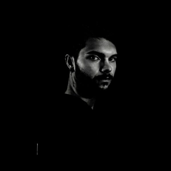 🚨 #NewMusic #Techno 🚨

@DannyDenovdj just dropped his first release under his new alias for #TechnoMusic, #DDV with the smashing, brutal #BUM on #Syncable, a sub-label of <a href="/sync_records/">sync.records</a> records 💣

ekm.co/ddv-bum/