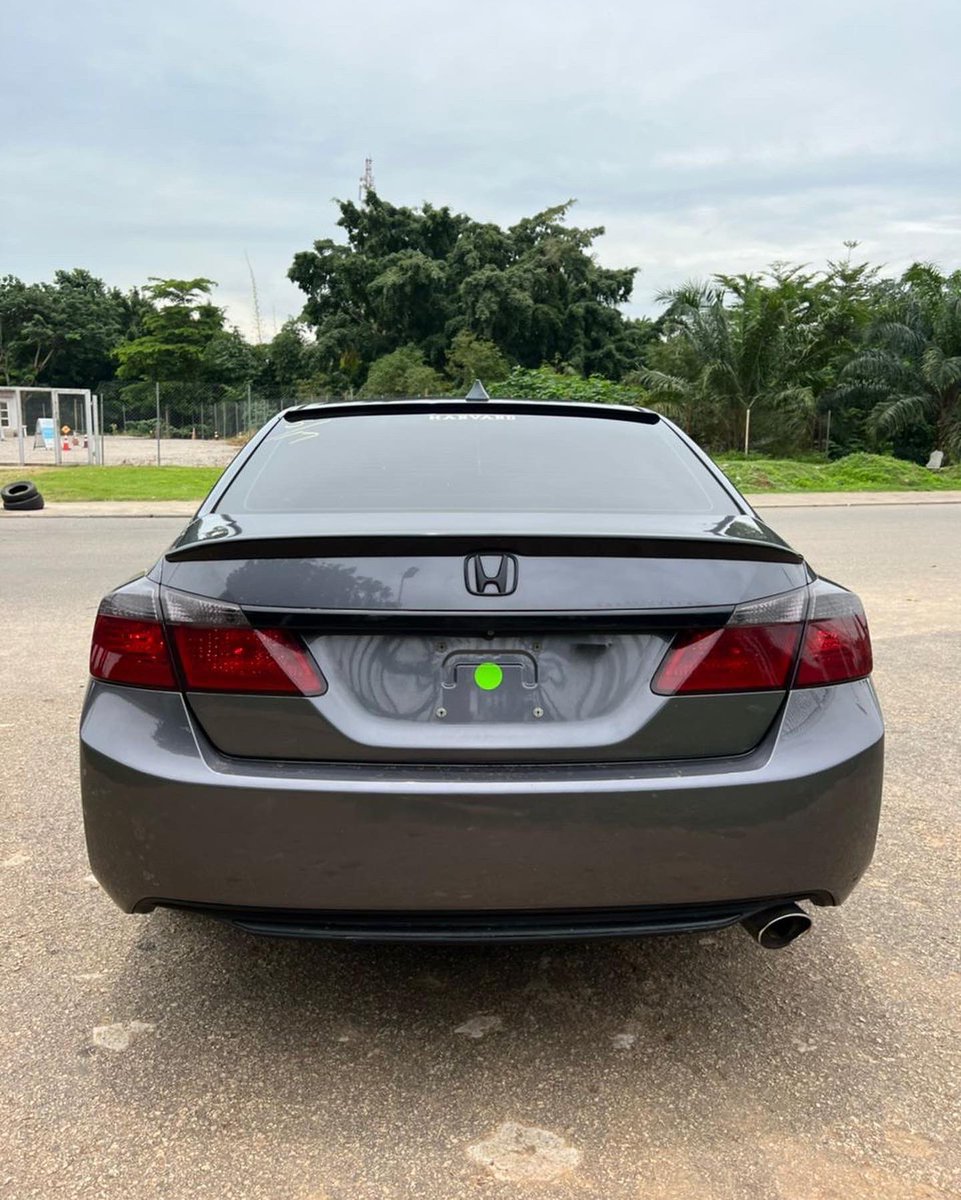 autocars_ng's tweet photo. FOR SALE FOREIGN USED HONDA ACCORD 2013MODEL WITH ORIGINAL CUSTOM DUTY GOING FOR JUST 5.950M @_tiga_b @PELSAUTOS @abujastreets @Yaromotors @RahmahMlm @Dee_autoplug @GernnieM @aisha_shugaba @iMajorX @waspapping_ @shvkurr_ @cars_opt @AutosGidi @yhakz39 https://t.co/NmNmcX7EPy
