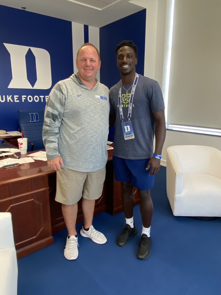 CrumplerIsaiah's tweet photo. Thankful, Grateful, and Blessed to receive an offer from Duke University💙 @ConleySports @DukeFOOTBALL @Coach_Dougherty @CoachMikeElko https://t.co/NZyrBTpNxz