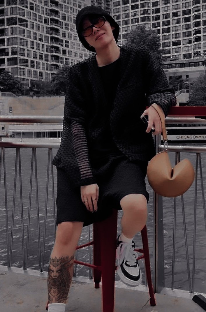 ⠀⠀⠀     
                                🗝