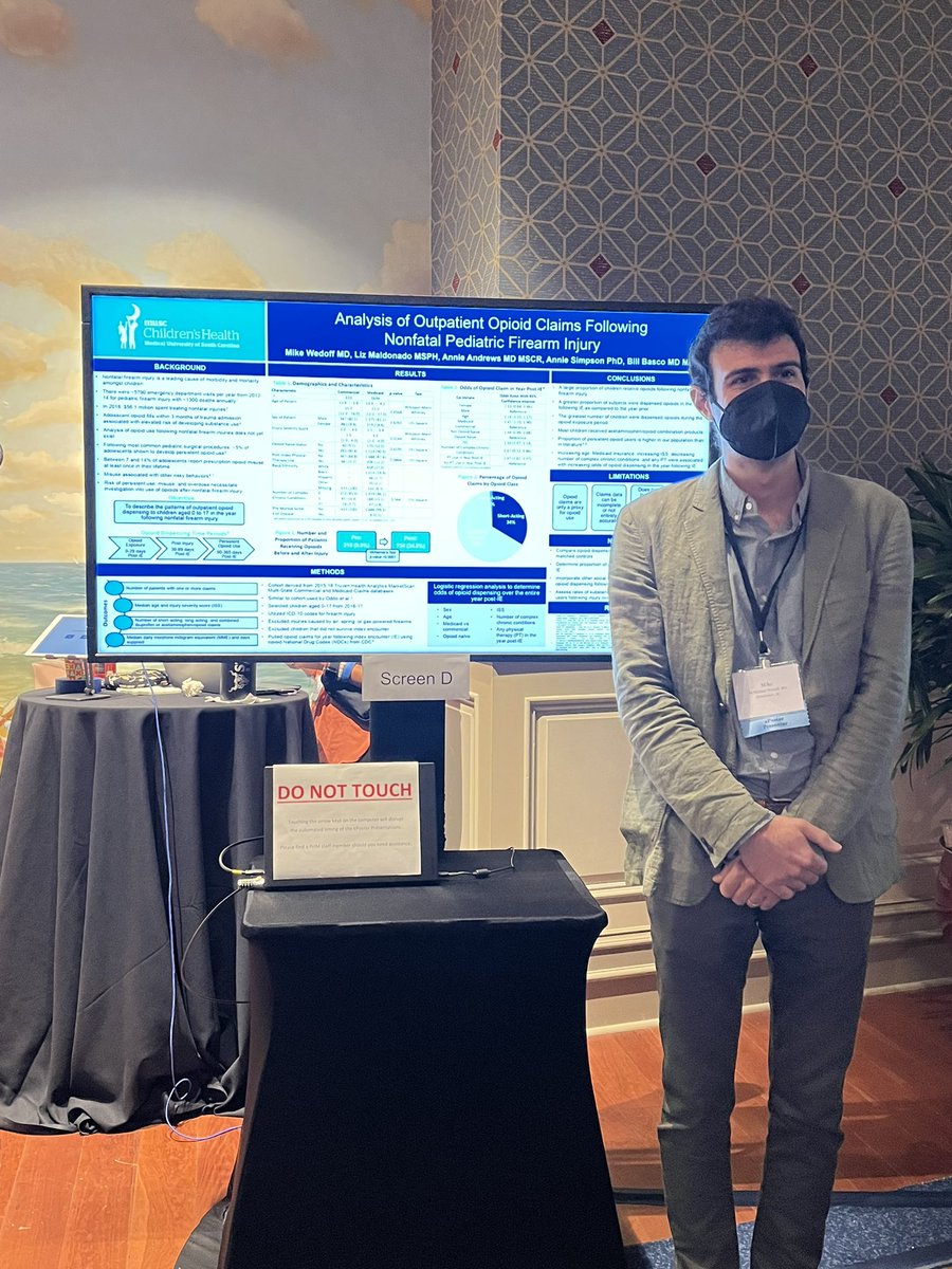 Our 2nd year fellow Mike Wedoff presented his research on opioid claims after pediatric firearm injuries at #PHM22 today!

Great work Mike 👏🏻👏🏻👏🏻
<a href="/PHMConf/">PHM Conference</a> <a href="/AnnieAndrewsMD/">Dr. Annie Andrews</a> <a href="/MUSCkids/">MUSC Children's Health</a>