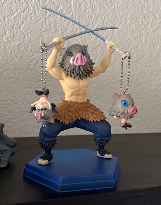 Just showing off my Inosuke figures 😤 https://t.co/WvIaA0iBVl