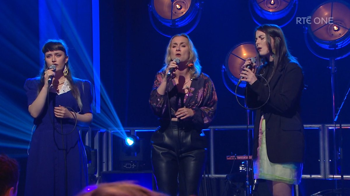 Glorious music from @WyvernLingo #TheMainStage