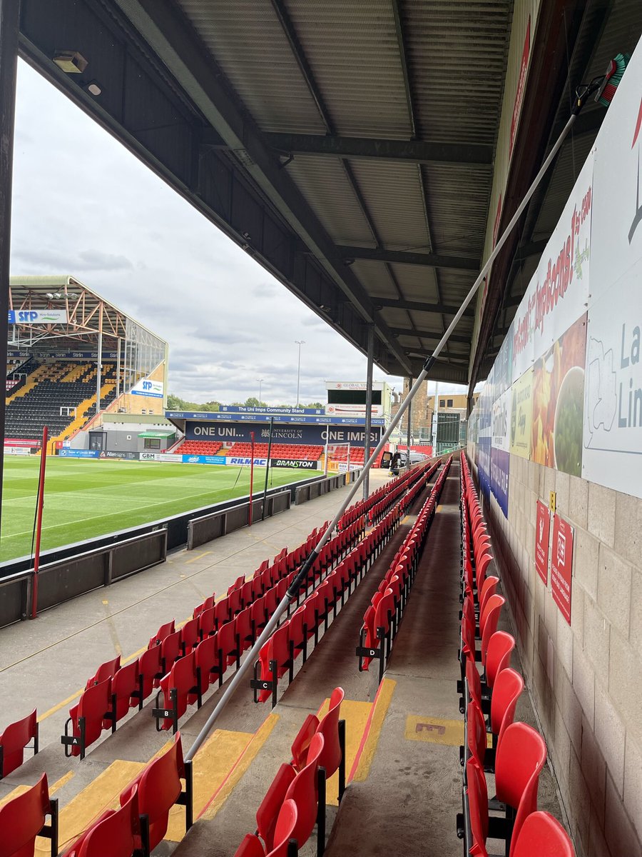 Executive boxes windows cleaned this afternoon at <a href="/LincolnCity_FC/">Lincoln City FC 🇺🇦</a> ready for their league 1 opener ⚽️🔴⚪️ #UTI