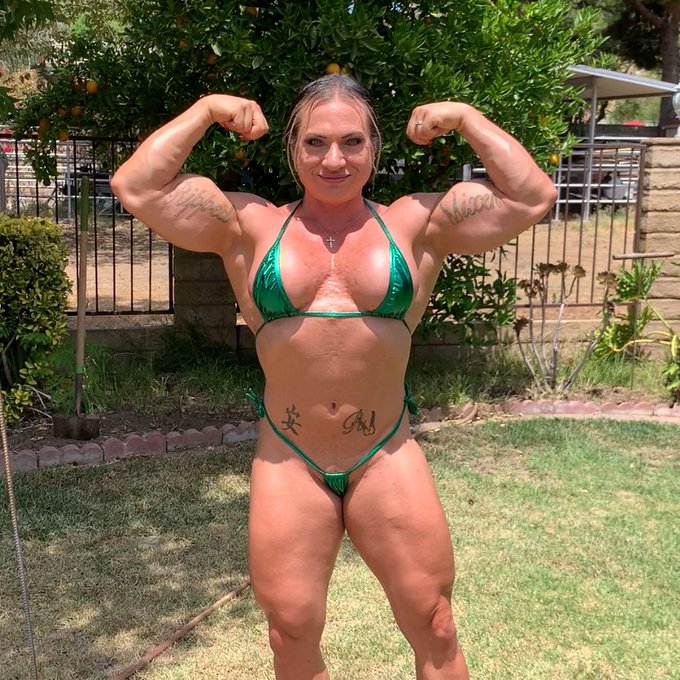 check out my brand new article on https://t.co/uBXBLmQ9aj RT

#muscularwomen #femalemuscle #strongwomen