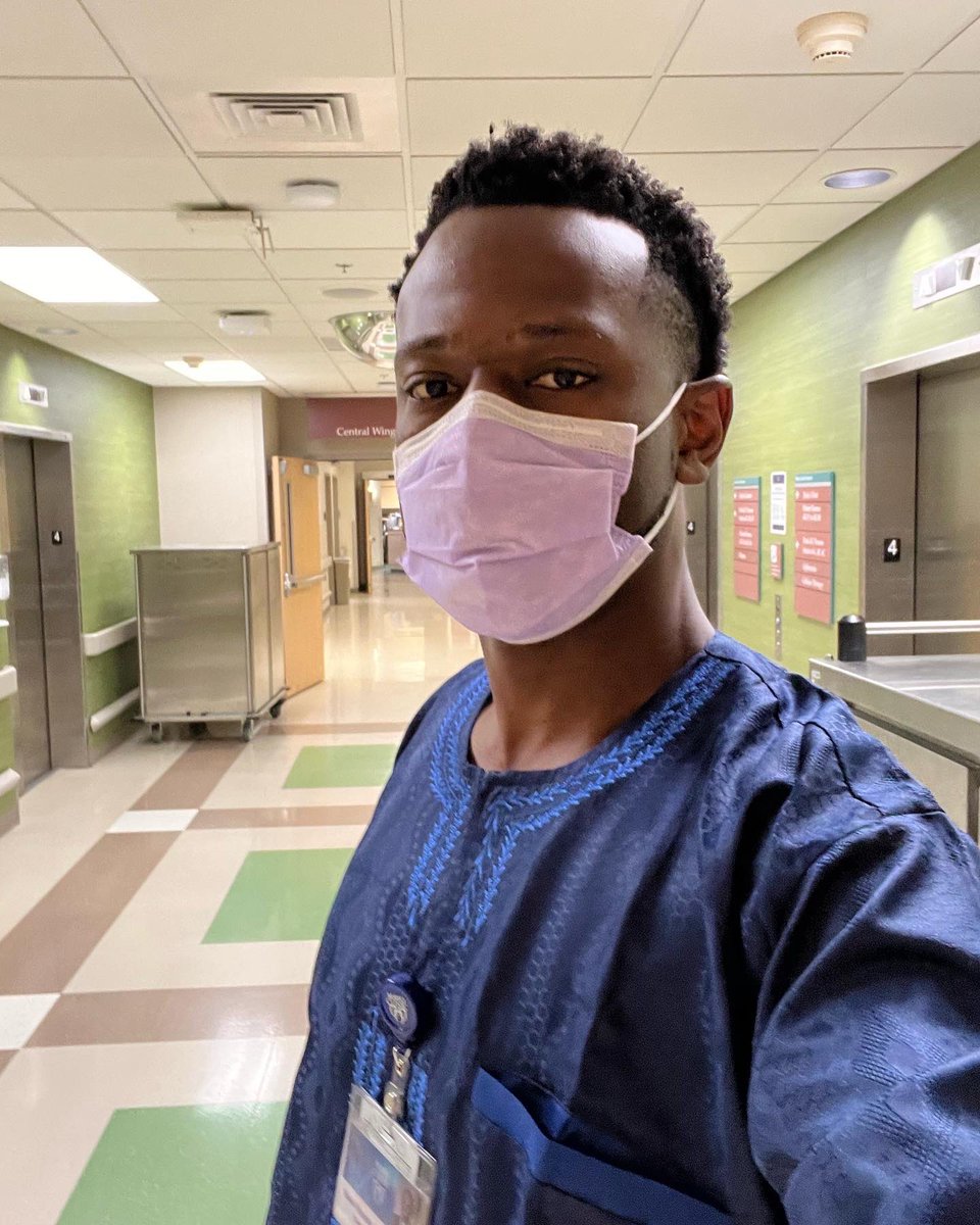 BFatundeMD's tweet photo. Best way to end the week…is in trads! Happy weekend y’all. #naijadoc 🇳🇬 #cardiologyfellowship 🫀 #instacardio #blackmeninwhitecoats #blackmeninmedicine @MayoAZCVFellows @MayoClinic @MayoCVFellows @abcardio1 https://t.co/KsZpkHVAb2