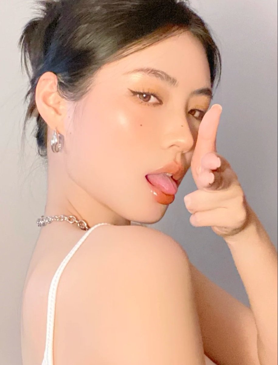 ⠀⠀⠀⠀⠀       Ⓘ 𝓕𝗅𝗈𝖺𝗍𝗂𝗇𝗀 𝗈𝗇 𝗺𝘆 𝗅𝗈𝗐𝗄𝖾𝗒 𝘃𝗶𝗯𝗲.
⠀⠀⠀⠀⠀