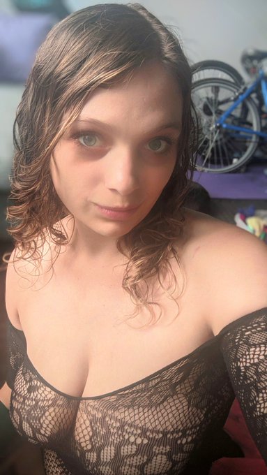I'm LIVE on https://t.co/czD43t7n50 #Chaturbate @chaturbate https://t.co/FX48ti5pSJ<a href="/tag/chaturbate"class="tags">#Chaturbate</a>