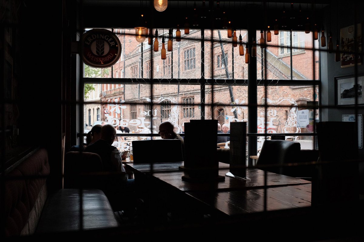 Took my #X100F to the #pub #headofsteam <a href="/HOS_Hull/">Head of Steam Hull</a> 📷 🍺