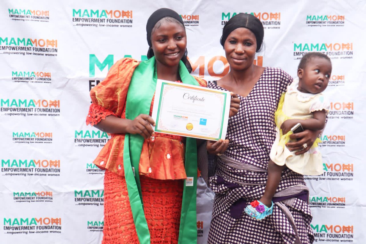 MamamoniF's tweet photo. We had our graduation for women &amp; girls who have been learning different sustainable livelihood skills for the past 3 months today. They are now empowered with skills to help them generate income to better their lives. 
#Mamamoni 
#skills 
#SDG5 
#financialliteracy
#women
#girls https://t.co/xhry1ZllCt