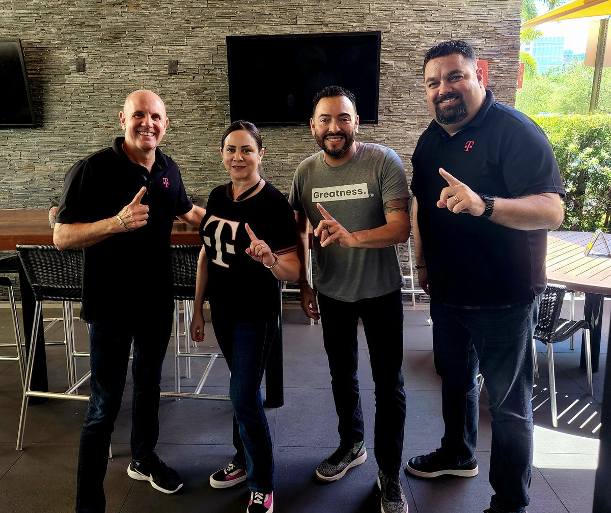 Fantastic Friday spent with Florida South MD @pattyc101, TM @jsantiago61 and SE Wireless Vision Region's Director @dzepol78,  for a Q2 QBR and Q3 Strategy meeting to ensure they continue to lead in the #1 spot in P360! #StrongPartnerships  @OmarDKhan2 @cjgreentx
@jorge_alvarez33