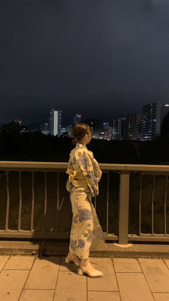 hinanodeeeeesu's tweet photo. 5年ぶりに花火大会行けた〜🎆👘❤︎ https://t.co/3DzDgwMPWk