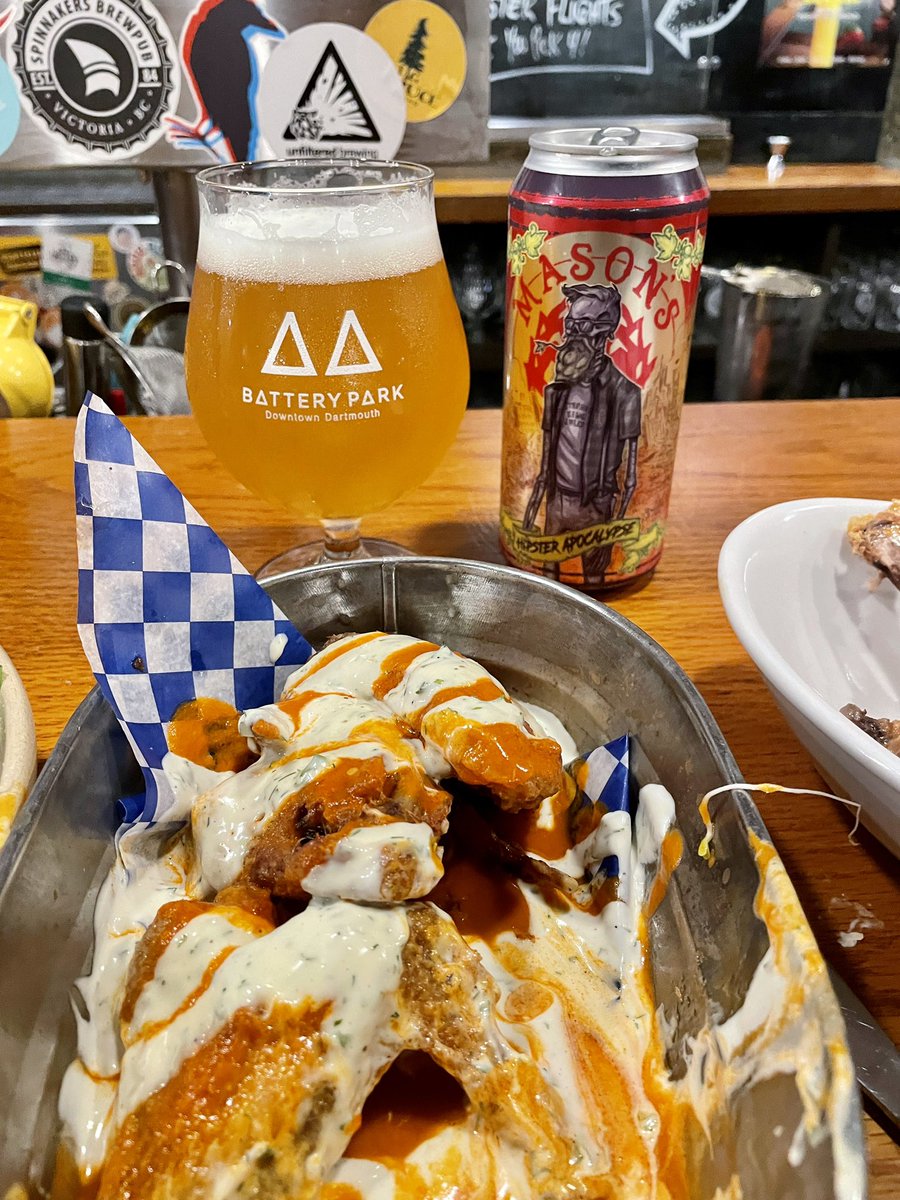KevBuckler's tweet photo. @BatteryBeerBar never disappoints. https://t.co/0N9pHxy9S9