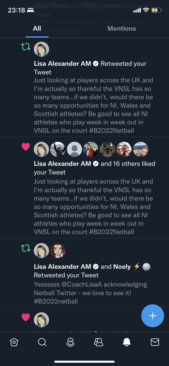 sophie_denton's tweet photo. Omg Lisa I love you! 🥹🥹🥹🥹🥹 #B2022Netball https://t.co/4TL5Zv6EdL