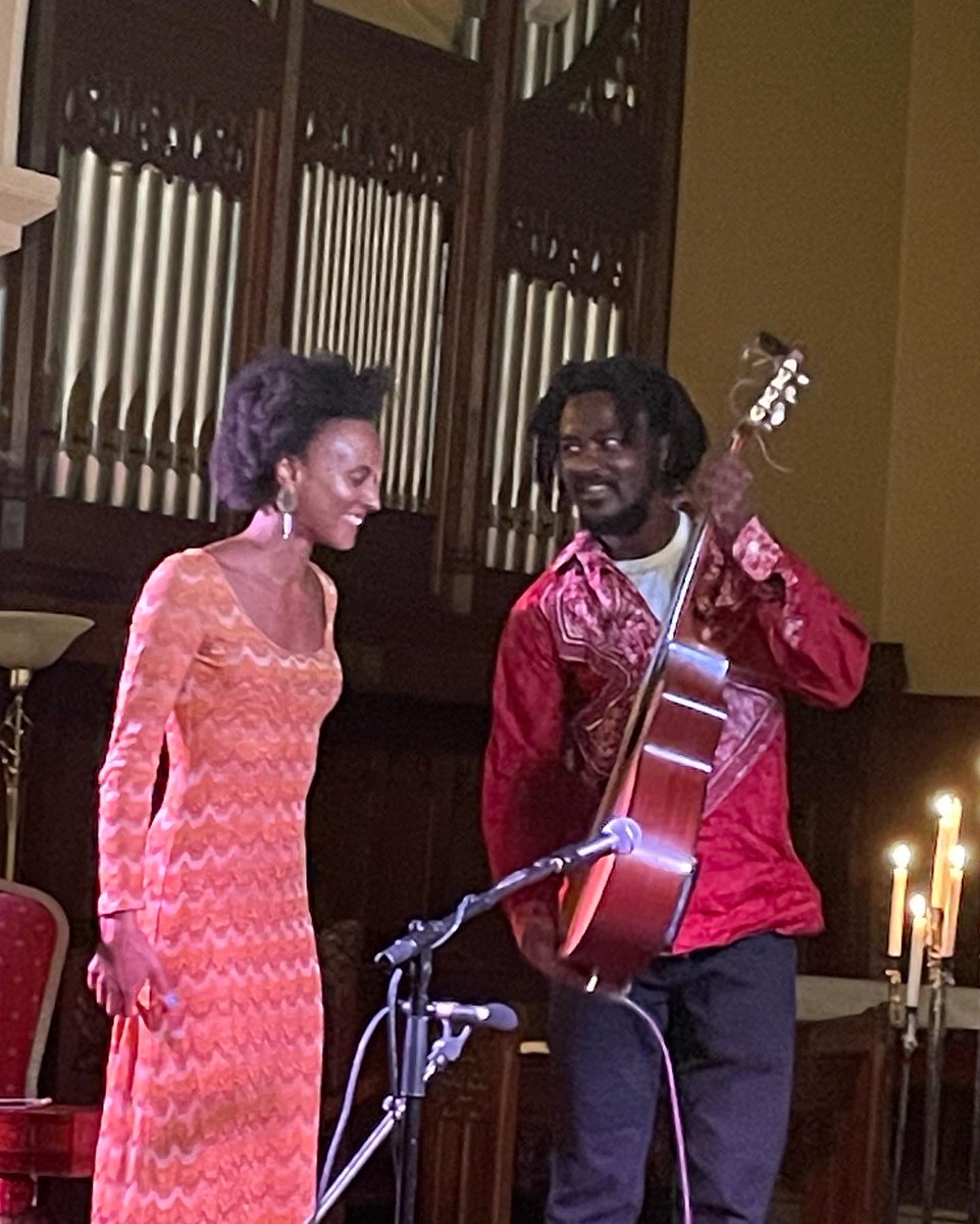 What an amazing night! ⁦@musicbyloah⁩ and ⁦@NiwelTsumbu⁩ played at Abbeystrewery Church to an enraptured audience. Fantastic music 🎶 ⁦@artscouncil_ie⁩ ⁦@DeptCulturelRL⁩ ⁦@Corkcoco⁩ 👏👏👏
