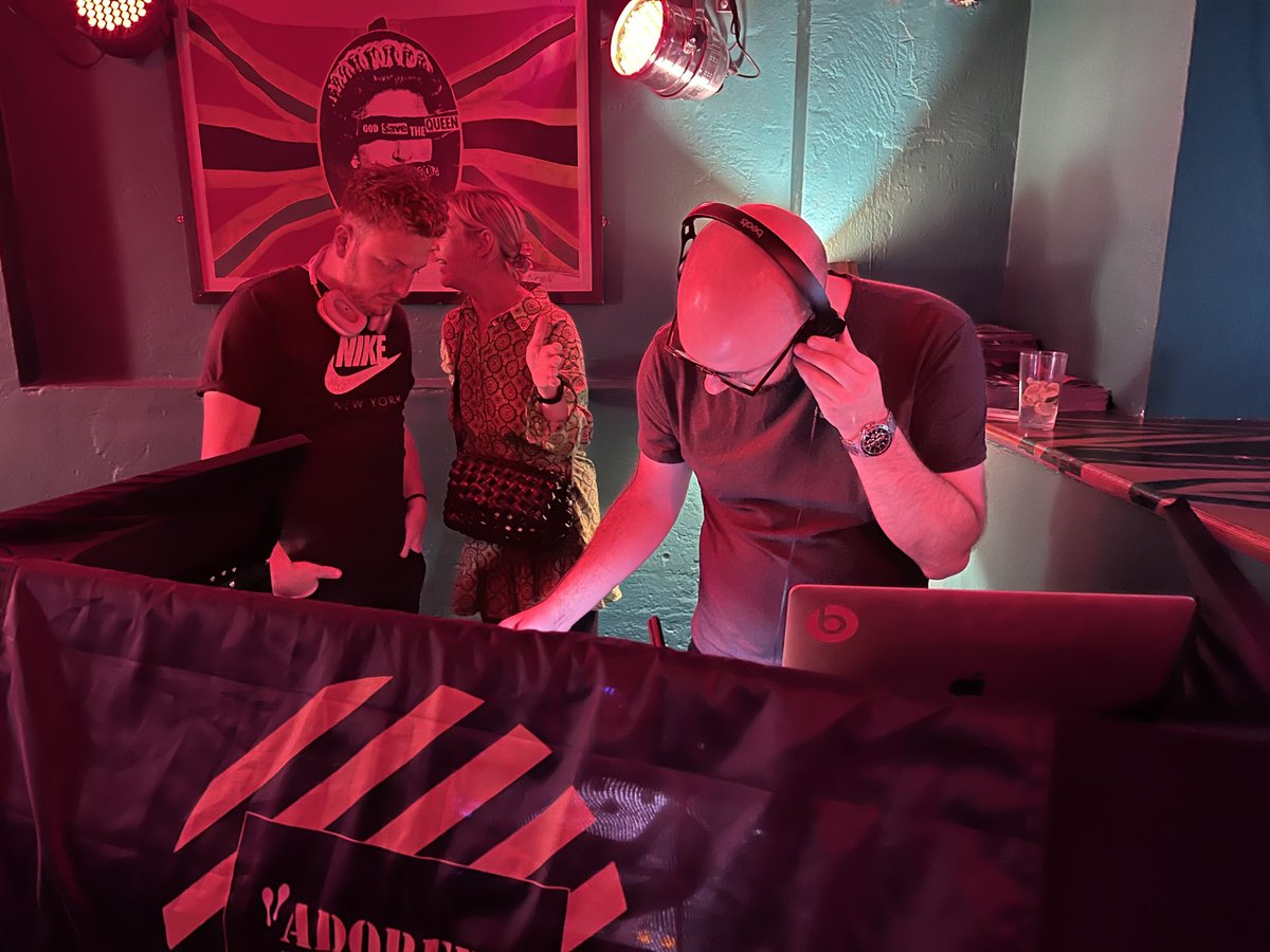 AdoredClubUK's tweet photo. The dude ⁦@Andy_Med⁩ on the decks https://t.co/Zn8Z6eDM8g